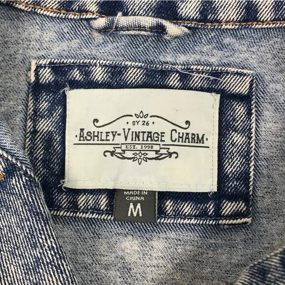 ASHLEY VINTAGE CHARM Trucker Painted Denim Jacket Sz M Acid Wash Cowgirl Biker - Picture 9 of 13